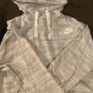 Nike Pullover Women’s Small S